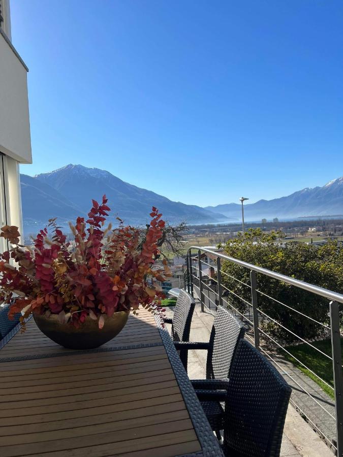 Moderno Bilocale Vista Lago Maggiore Gordola Exterior foto