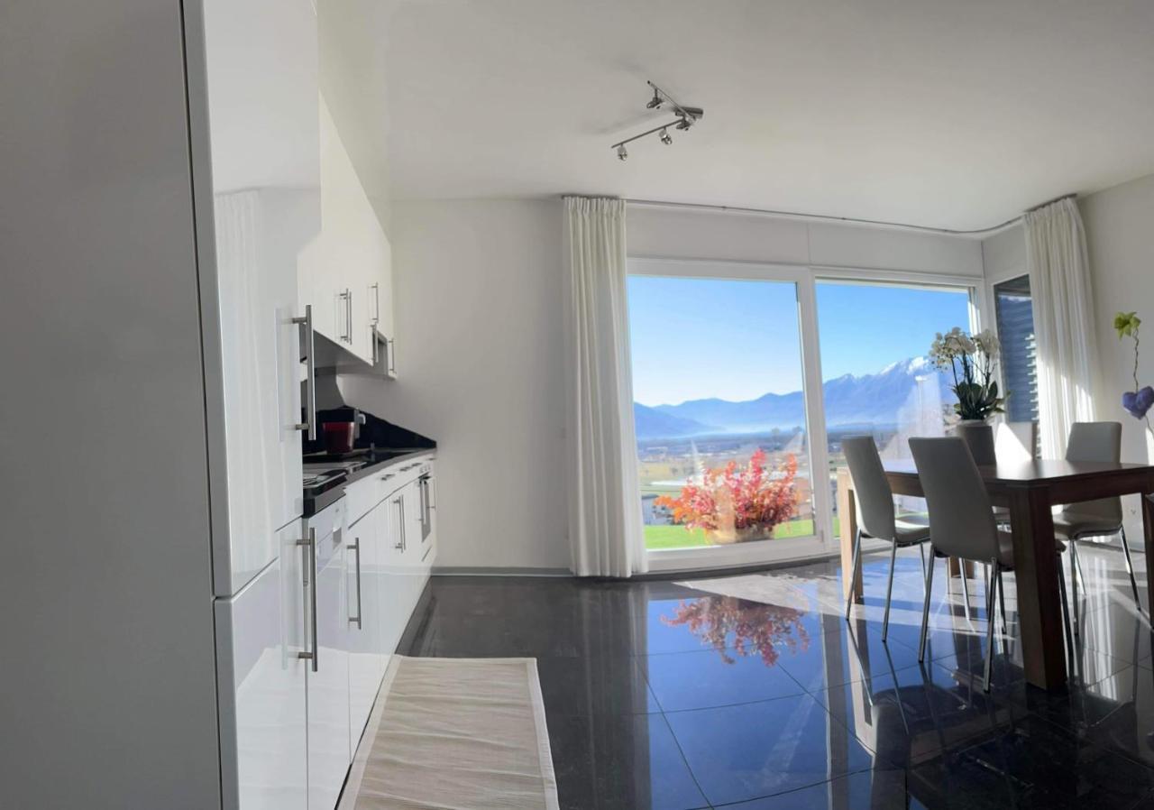 Moderno Bilocale Vista Lago Maggiore Gordola Exterior foto
